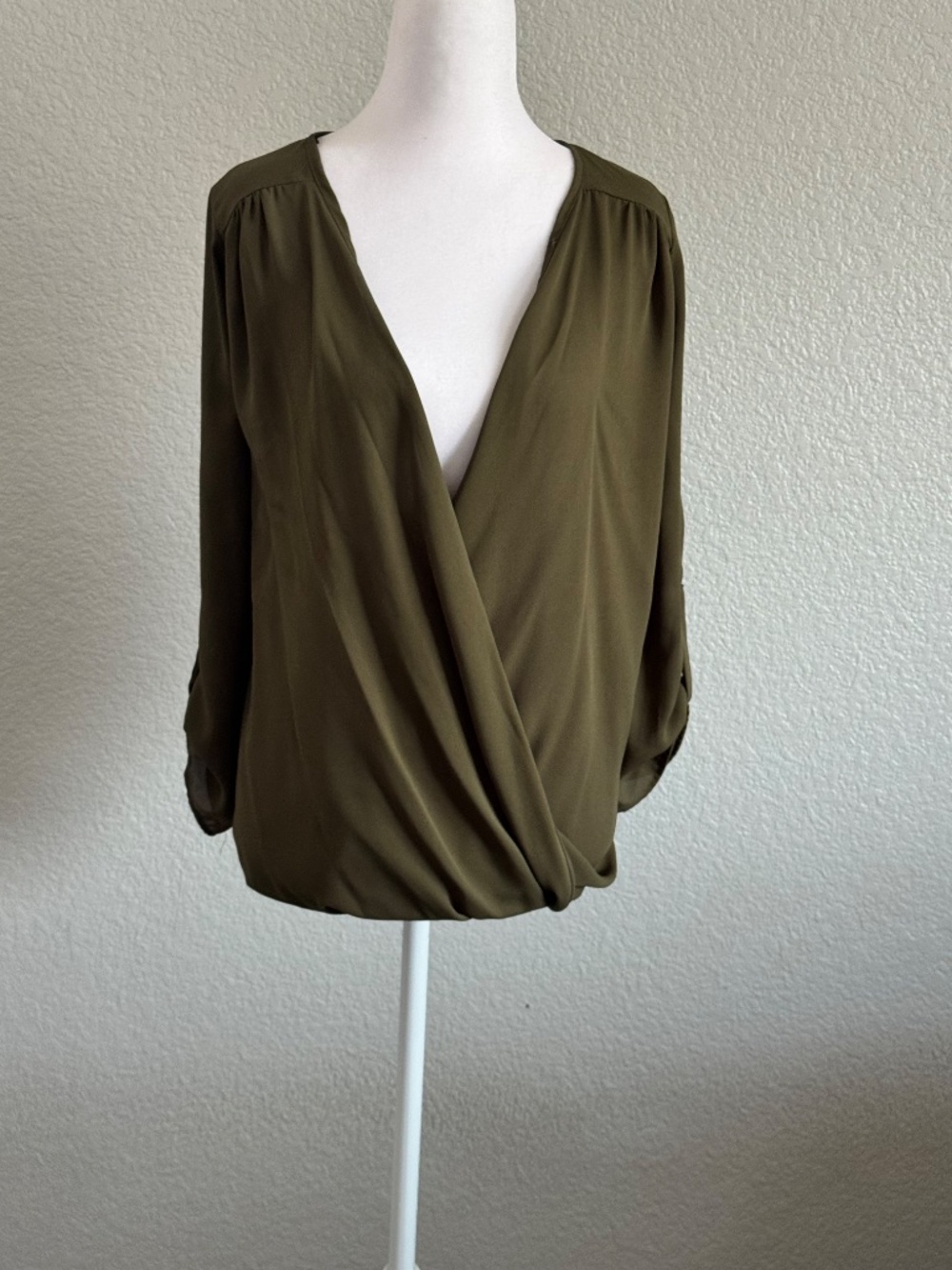 Draped plunging blouse, 3/4 sleeves, Size Large - Picture 2 of 7